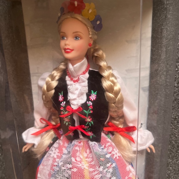 Polish Barbie - Picture 2 of 7